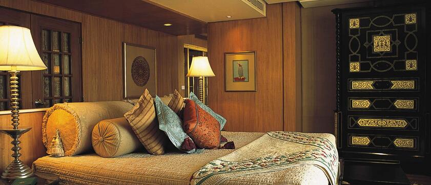 The Oberoi Amarvilas Premier Balcony Room