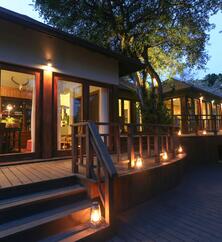 Lake Duluti Lodge Außenansicht Restaurant