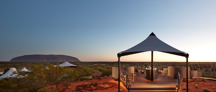 Longitude 131° Top Bar