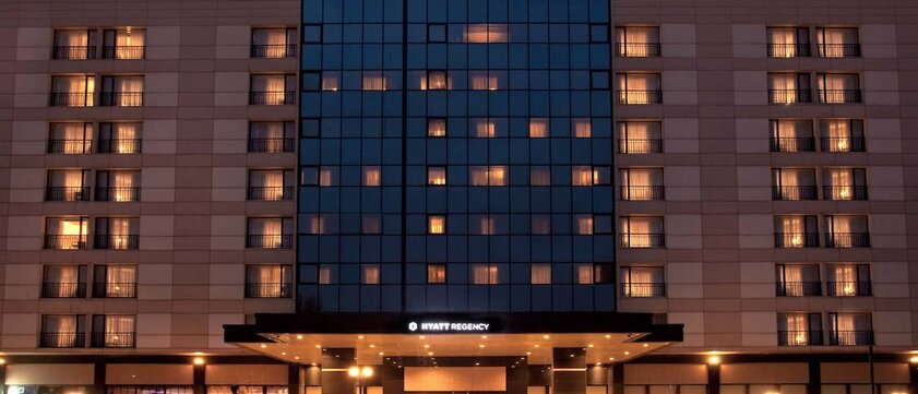 Hyatt Regency Bishkek Außenansicht
