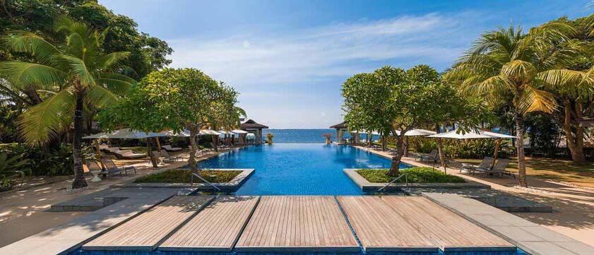 Crimson Resort & Spa Außenanlage