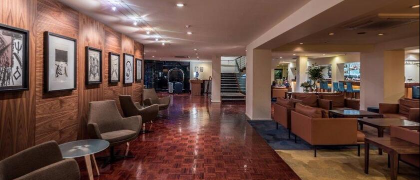 The George Empfangsbereich