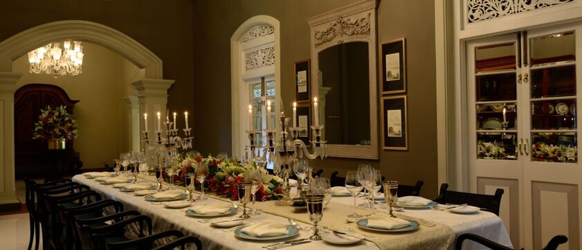 Maniumpathy Restaurant