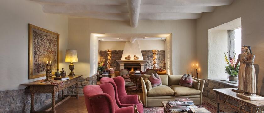 Inkaterra La Casona Lounge