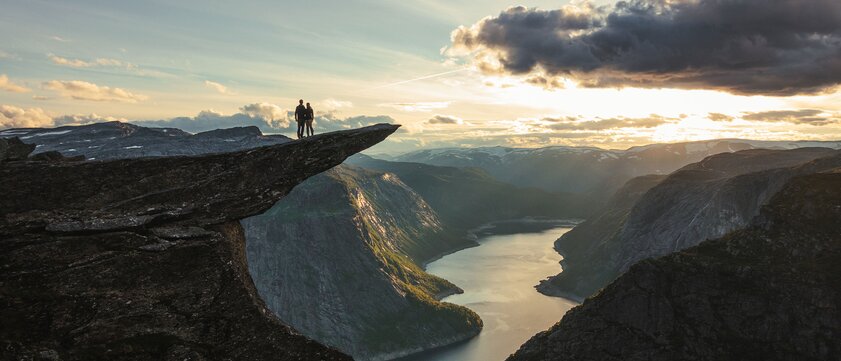 Trolltunga Hike