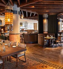 Restaurant - The Plaza Hotel Pioneer Park