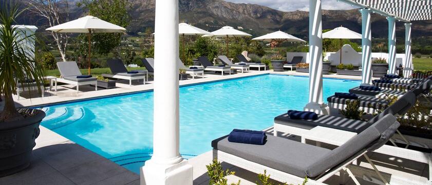 Mont Rochelle Hotel Pool