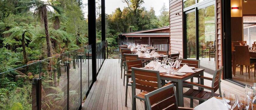 Te Waonui Forest Retreat Restaurant