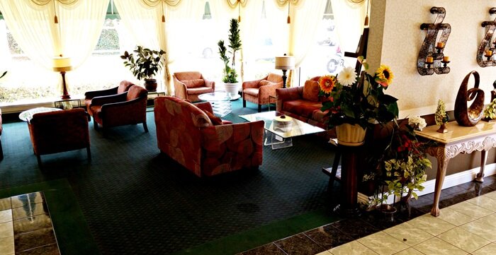Pacific Gardens Hotel Lounge