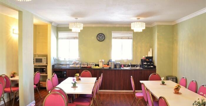 Pacific Gardens Hotel Fühstückraum