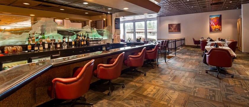 Best Western Premier Grand Canyon Squire Inn Bar