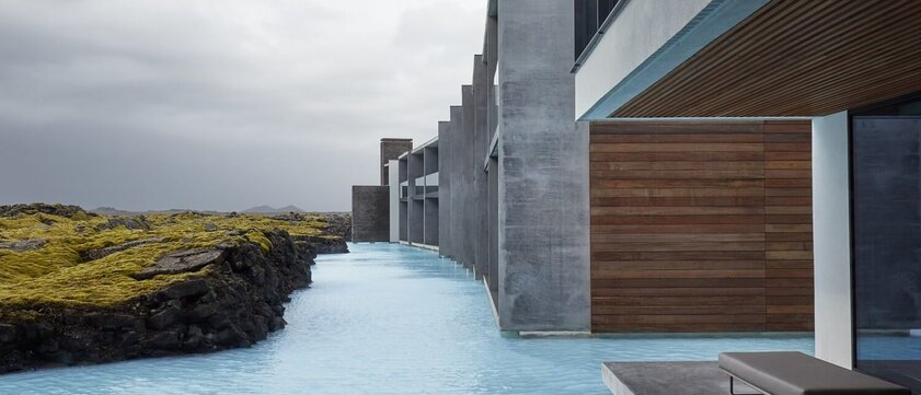 The Retreat at Blue Lagoon Iceland Pool