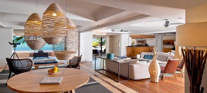 Beach Club lobby