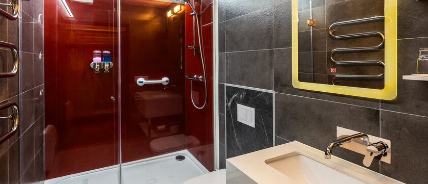 Badezimmer - LandHotel