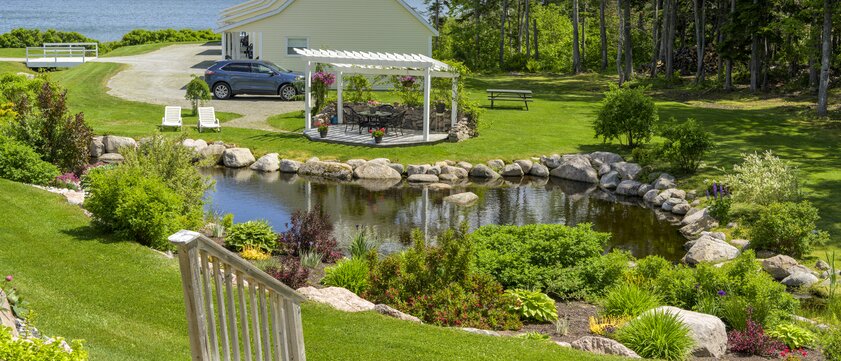 LANTERN HILL & HOLLOW