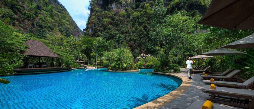 The Banjaran Hotsprings Retreat Pool
