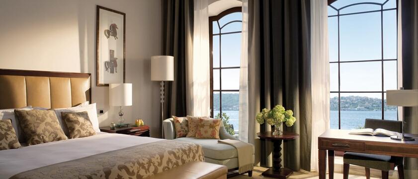 Four Seasons Hotel Istanbul At The Bosphorus Doppelzimmer