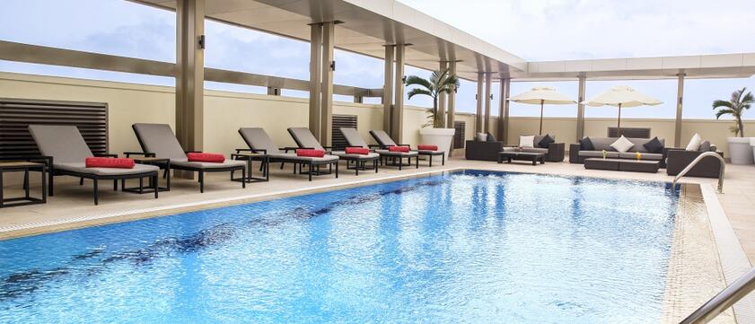 Centro Shaheen Hotel by Rotana Pool