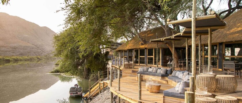 Serra Cafema Camp Terrasse