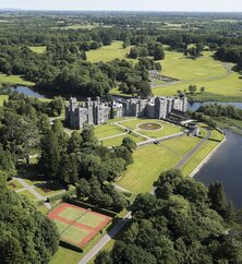 Ashford Castle Außenansicht