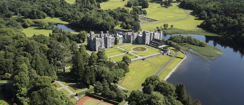 Ashford Castle Außenansicht