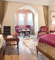 The Taj Mahal Palace Luxury Grand Room