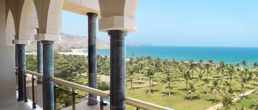 Al Bustan Palace, a Ritz-Carlton Hotel Außenanlage