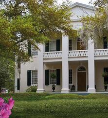 Monmouth Historic Inn & Gardens Aussenansicht