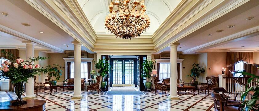 Queens Landing Lobby