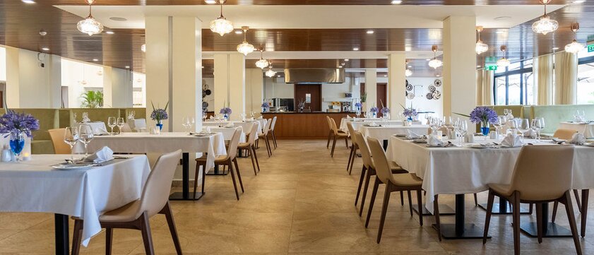 Mantis Kivu Marina Bay Hotel Restaurant