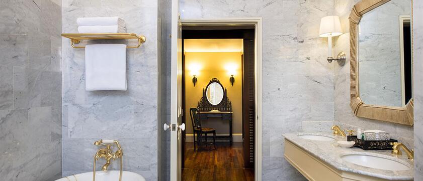 Raffles Hotel Le Royal Badezimmer