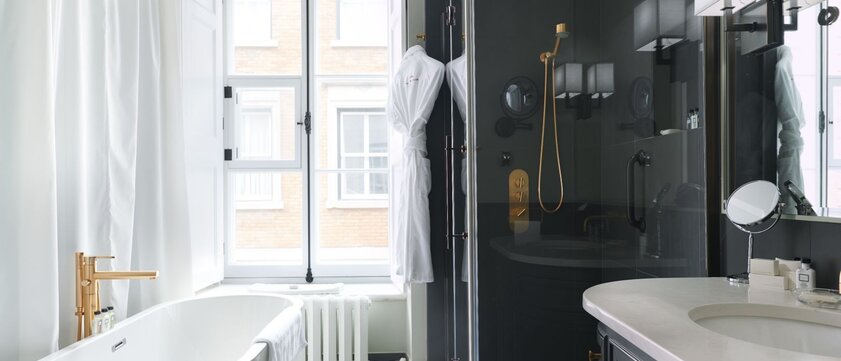 Auberge Saint Antoine Badezimmer