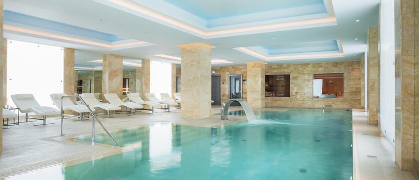 Grand Hotel Kempinski Riga Innenpool