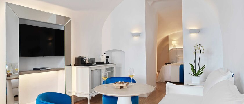 Room - Katikies Santorini