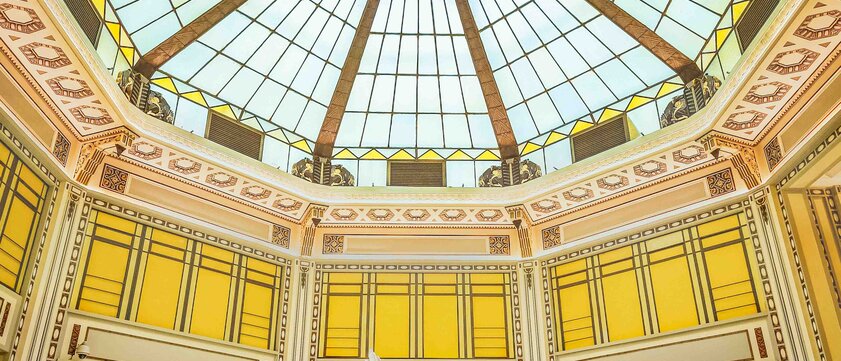 Lobby vom Fairmont Peace Hotel in Shanghai