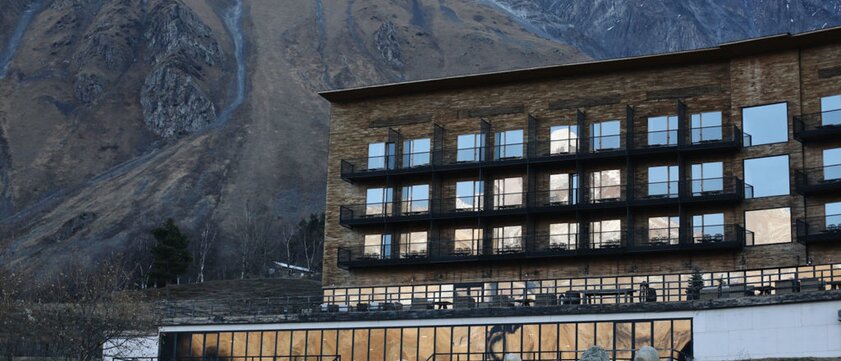 Rooms Hotel Kazbegi Außenansicht