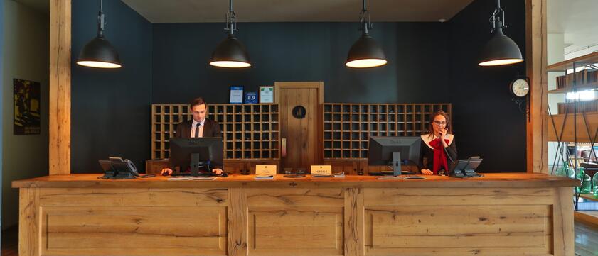 Rooms Hotel Kazbegi Empfang