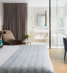 Spicers Potts Point Zimmerbeispiel des Luxe King Rooms