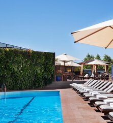 Four Seasons Sydney Pool