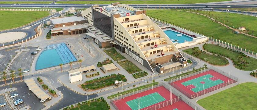 Grand Millenium Hotel_Außenbereich