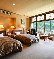 Hikonoyu_Doppenzimmer