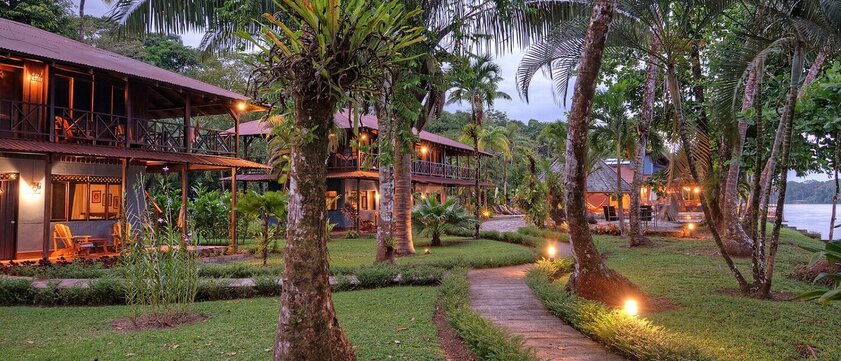 Tortuga Lodge and Gardens Außenansicht