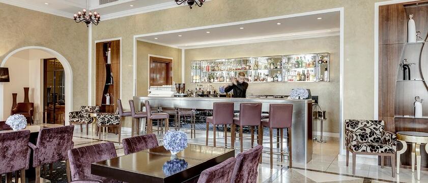 Grand Hotel Kempinski Vilnius Bar