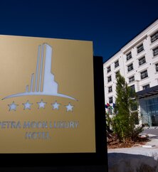 Außenansicht Petra Moon Hotel