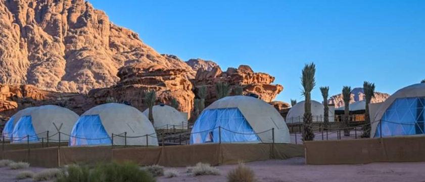 Palmera Camp draußen