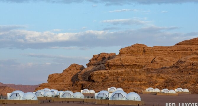 Wadi Rum UFO Luxotel Außenansicht