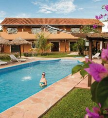 Hotel Villa Chiquitana Außenansicht