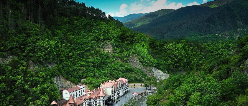 Crowne Plaza Borjomi Panoramablick