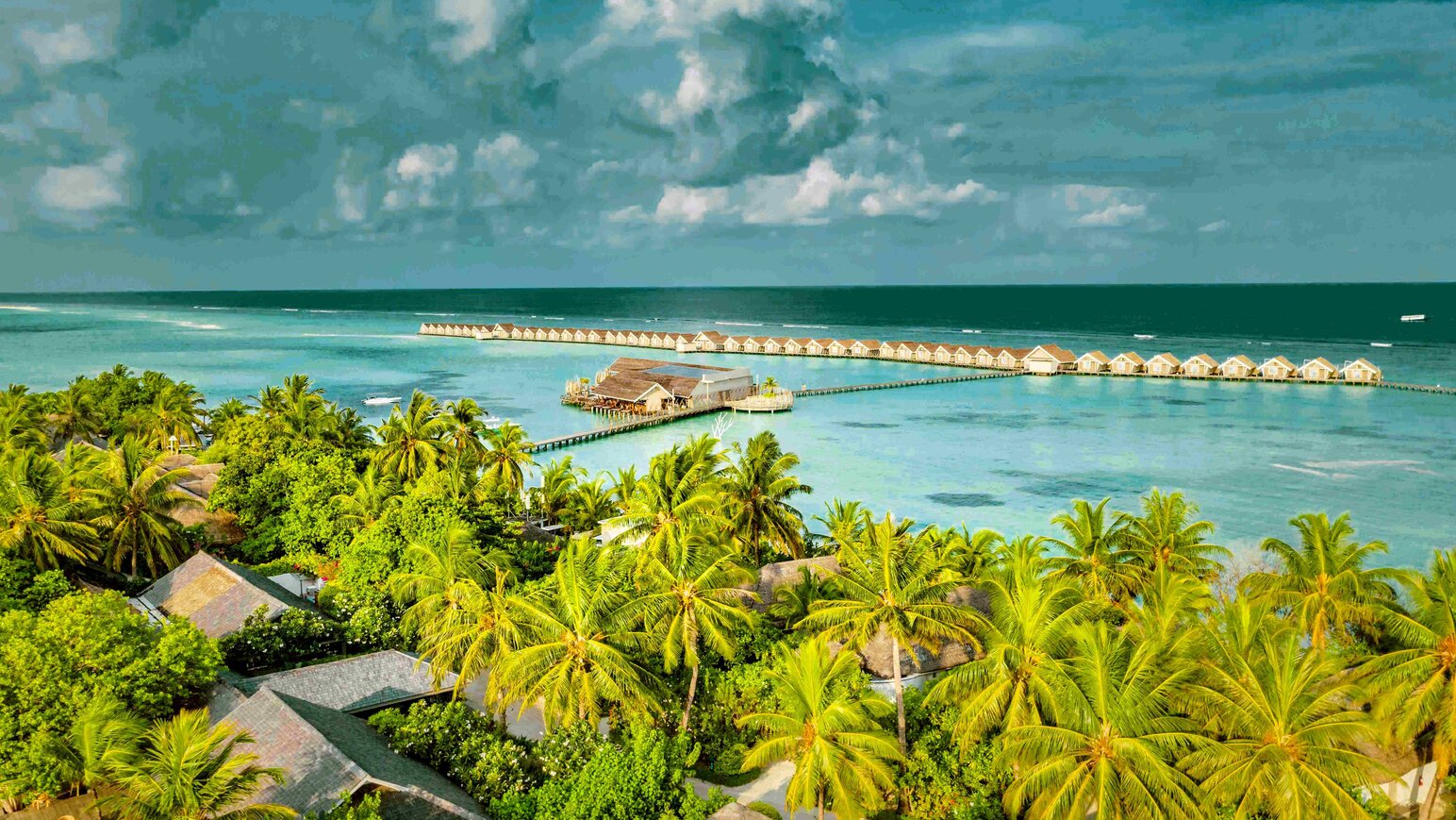 LUX* South Ari Atoll