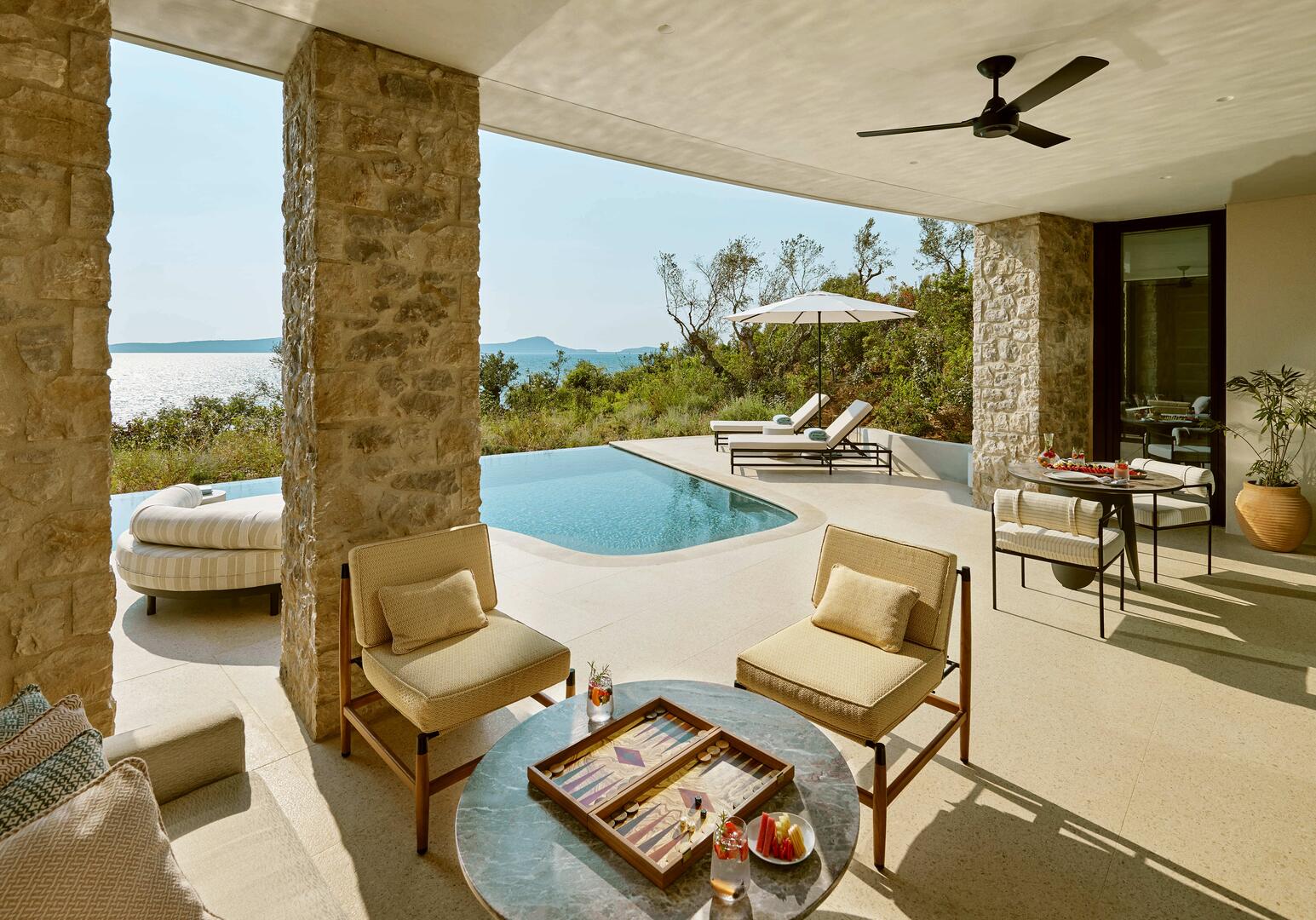 Mandarin Oriental, Costa Navarino - Terrace with private pool